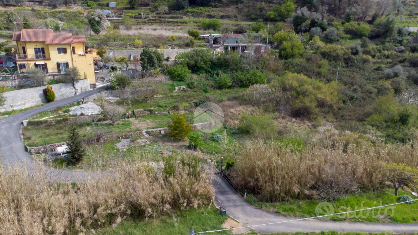 TER. RESIDENZIALE A IMPERIA - Vista 2