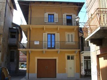 Casa indipendente di 151 m² con 4 locali e box aut