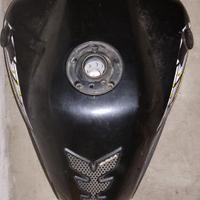 Serbatoio fz6