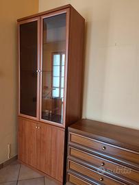 Armadio con vetrina