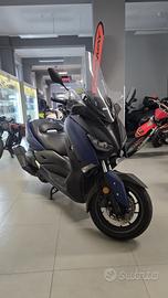 Yamaha X-Max 400