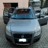 FIAT Sedici