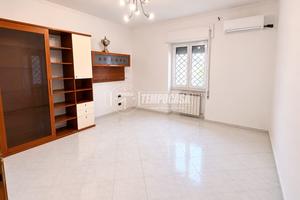 AMPIO BILOCALE CON POSTO AUTO