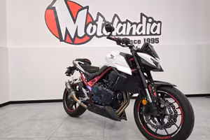 Honda Hornet 750 2025
