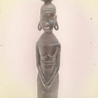 Statua in legno PREGIATO nero