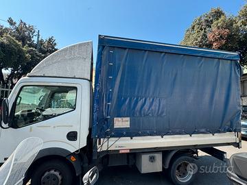 Autocarro nissan cabstar 35.11