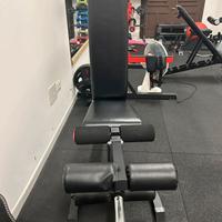 Panca normale + leg-curl/leg extensions