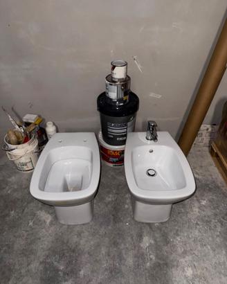 Coppia di sanitari CIELO completi di fontana bidet