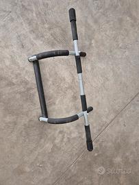 Barra per trazioni da porta o barra multifunzione