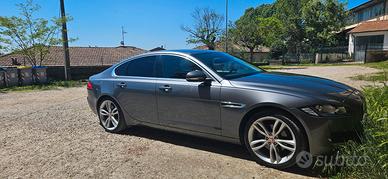 Jaguar XF 2.0 Diesel 180CV AWD Automatico