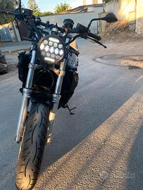 Fzr1000 custom cafe racer