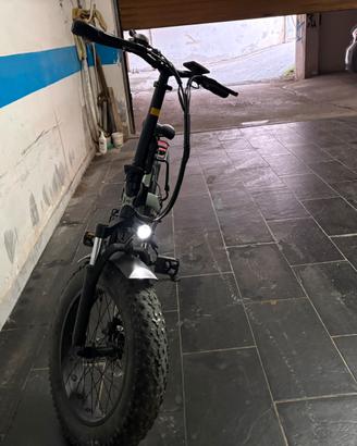 Jeep Fold FAT E-Bike NON PERDETE IL MOMENTO