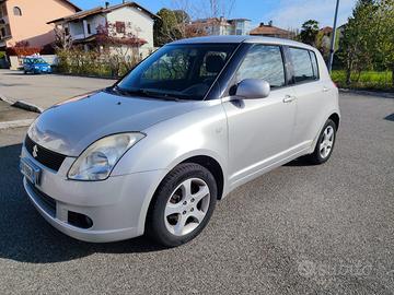 Suzuki Swift 1.3 4x4 benzina