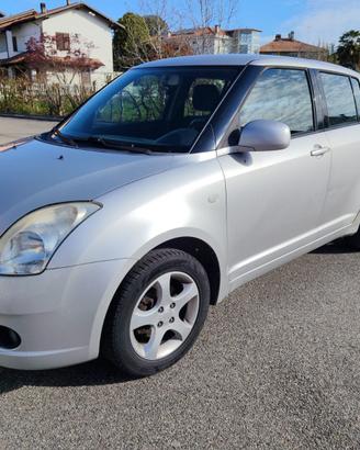 Suzuki Swift 1.3 4x4 benzina