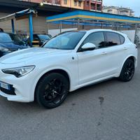 Alfa Romeo Stelvio Quadrifoglio 2.9 V6 510 CV