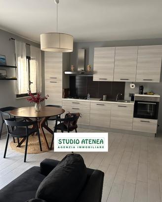 Via Atenea Centralissimo Bilocale Ben Arredato