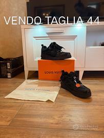 Scarpe taglia 44