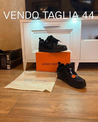 Scarpe taglia 44
