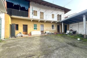 Rustico a Vestignè Via Palestro 6 locali