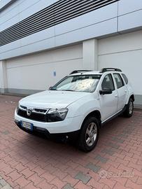 Dacia Duster 1.6 110CV 4x2 benzina anno 2013 km 90