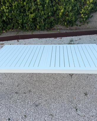 Tavolo da esterno allungabile in acciaio