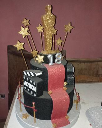 Finta torta compleanno 18, numero 18