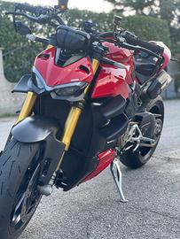 Ducati Streetfighter V4S 2020