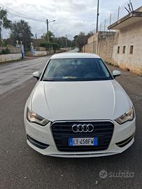 AUDI A3  1.6 tdi  2013