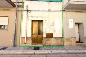 CASA INDIPENDENTE A MESAGNE