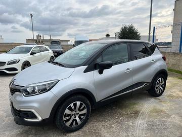 RENAULT Captur dCi 8V 90 CV Sport Edition