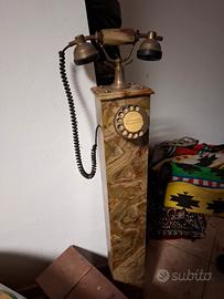 Telefono vintage a colonna in onice 