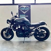 Yamaha FZ6 Fazer CAFE' RACER