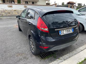 per pezzi di ricambio ford fiesta  2010