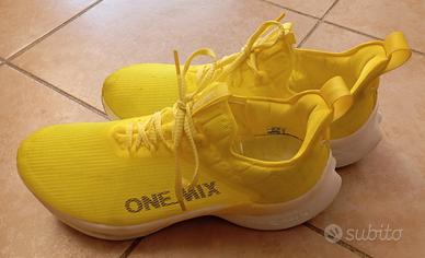 Onemix taglia 45 scarpa corsa piastra in carbonio.