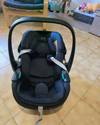 Ovetto + Base Isofix maxi-Cosi
