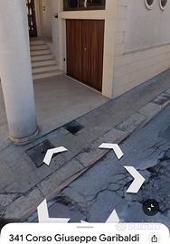 Posto Auto/Moto - C.so Garibaldi/Via Casmene