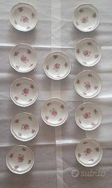 Servizio di 12 coppette da dolce in porcellana 