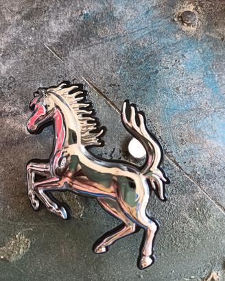 Cavallino rampante Ferrari  nuovo modello orig
