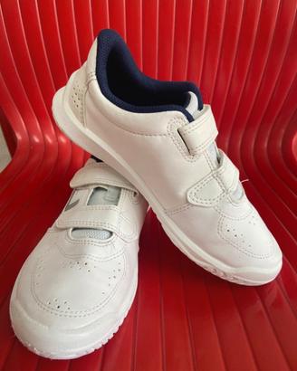 Scarpe sportive sneaker artengo nr. 33