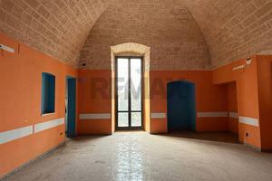 Stabile/Palazzo - Bari