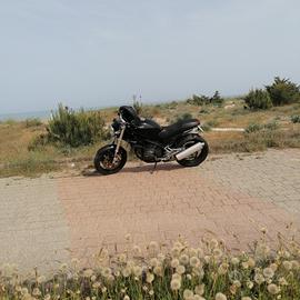 Ducati Monster 750