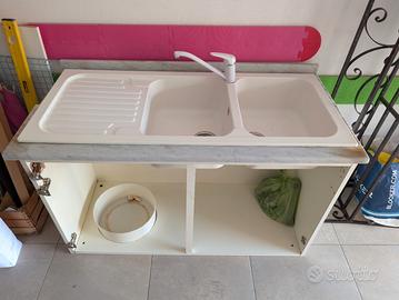 Lavello in resina con rubinetto,  sifone e mobile 