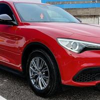 Alfa Romeo Stelvio 2.2 Turbodiesel 160 CV AT8 RWD 
