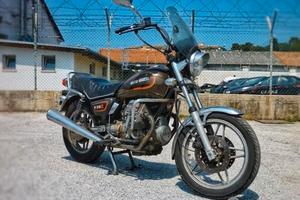 Moto Guzzi V35C Custom base Cafè Racer - 1983