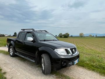 Nissan navara D40