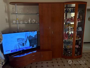 Camera da letto e parete attrezzata