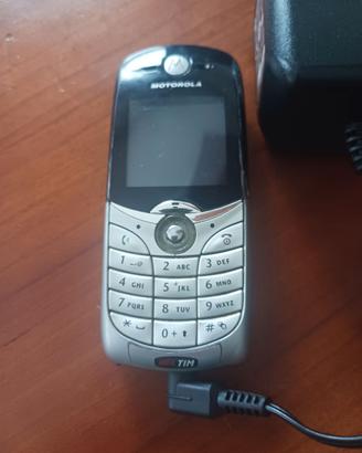 Telefono cellulare GSM marca Motorola Tim