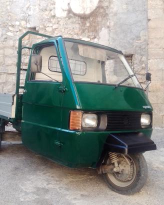 ape 703 come nuova 