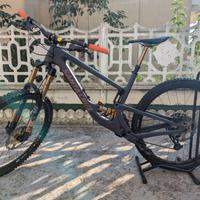 Santa Cruz Megatower XL / Carbon C / 29