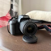 Canon EOS 4000D_con Wi-Fi integrato